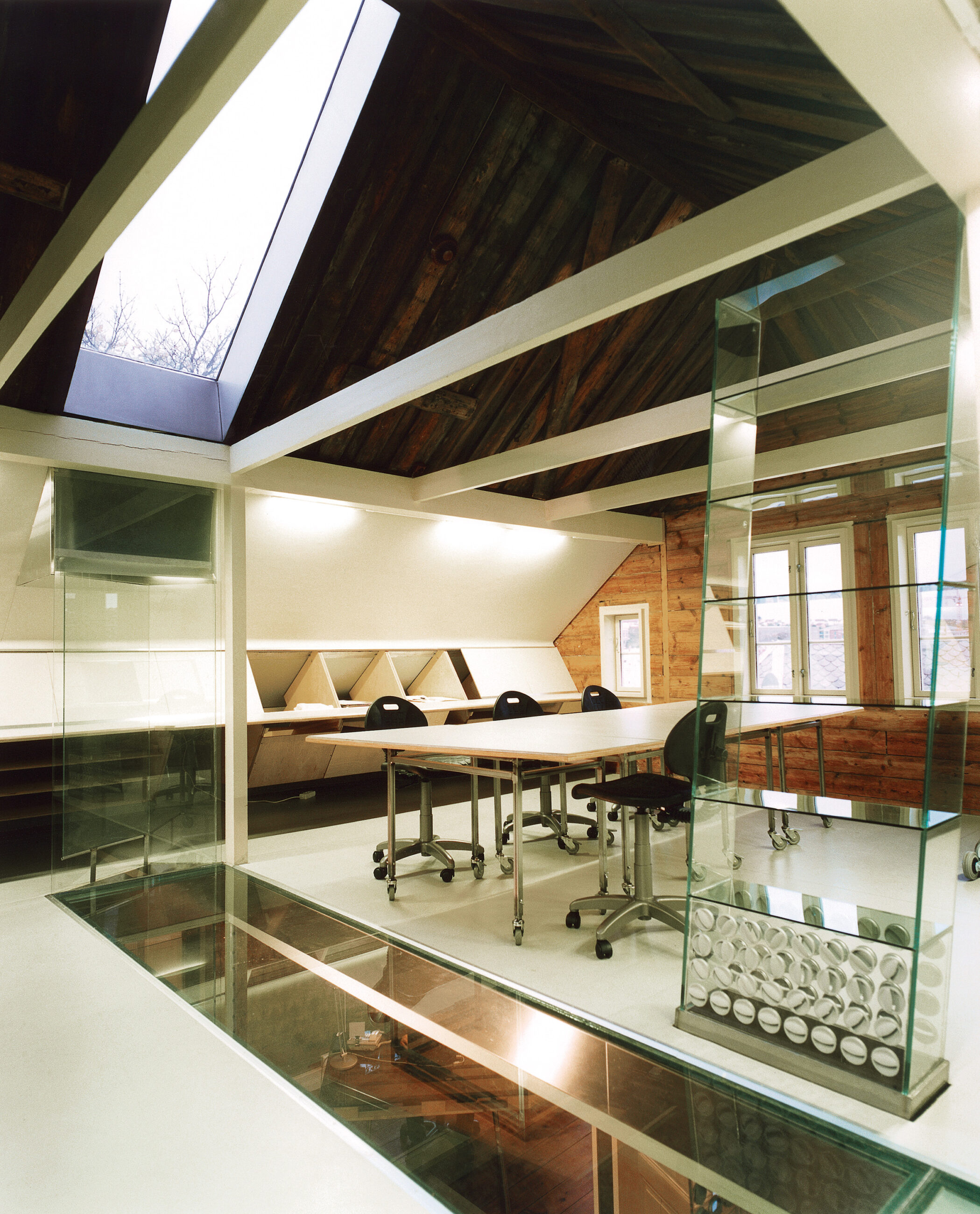 Interior photo of the office and conservatory on Valberget by Helen and Hard Architects.
